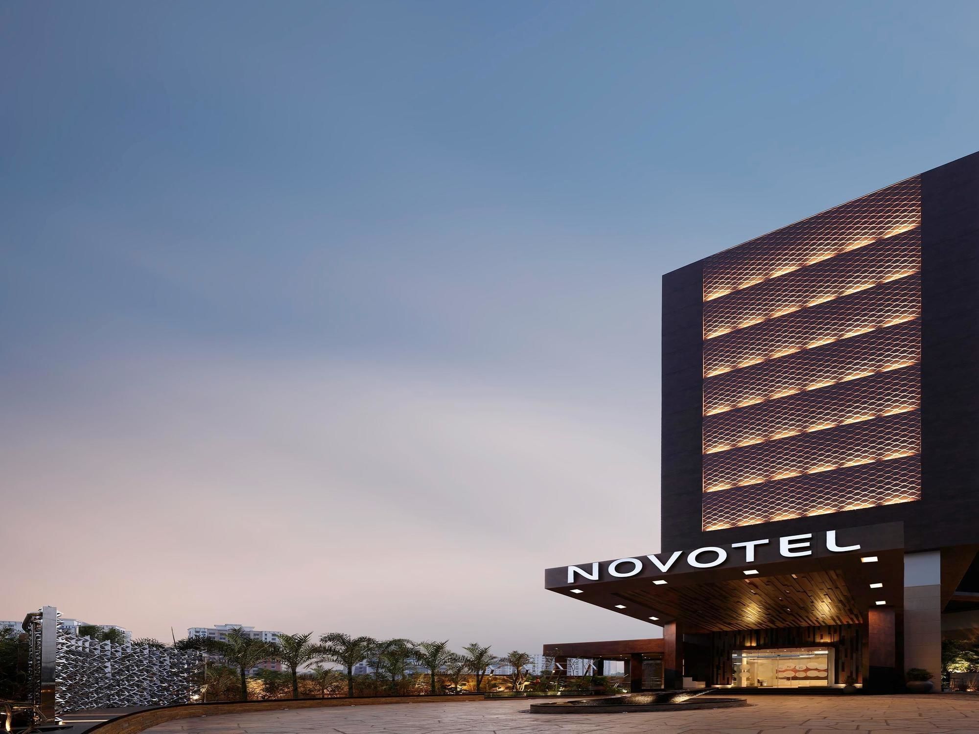 Novotel Kochi Infopark Exterior photo